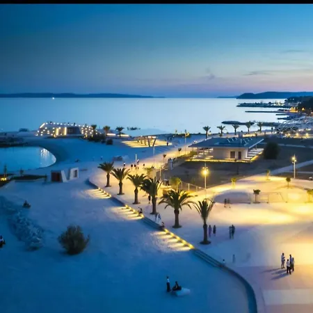 Summer Rest アパート スプリト